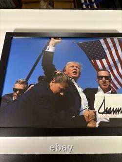 Donald Trump Président 12x16 Mat signé encadré autographié USA RARE JSA