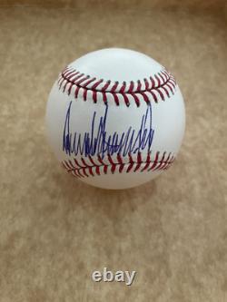 Donald Trump Président Ballon de Baseball Signé Potus USA Amérique Jsa Coa