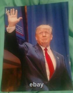 Donald Trump Signé 8x10 Photo 45e Président Des États-unis Wave Withcoa+proof