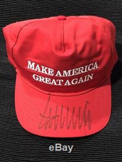 Donald Trump Signed 2016 Rouge Fabriqué Aux États-unis À Cali-fame Maga Hat Global Ga Loa $$$