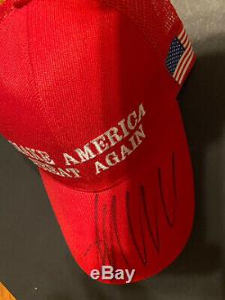 Donald Trump Signée À La Main Maga Hat Avec Coa