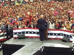 Donald Trump a signé à la main, autographié la couverture du magazine New York et le magazine complet/Rassemblement