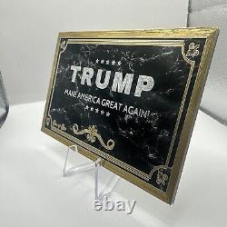 Donald Trump a signé la carte à échanger personnalisée du 45e président des États-Unis, JSA YY95683