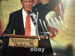 Donald Trump a signé un 8x10 Grand Patriot avec COA