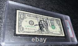 Donald Trump a signé un billet de dollar authentifié par PSA encapsulé