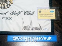 Drapeau de golf signé par Donald Trump / Auto Trump National New York avec certificat d'authenticité Steiner