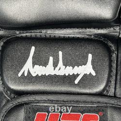 Gant officiel UFC signé par Donald Trump, autographié Président AUTO HOLO avec certificat d'authenticité