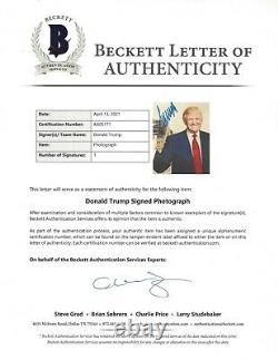 Le Président Donald J. Trump Signé 8x10 Photo #45 Republique Beckett Coa Bas