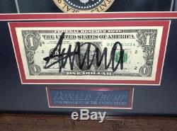 Le Président Donald Trump A Signé Un Autographe De Billets D'un Dollar Encadré Photo Jsa Loa Coa