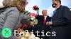 Le Président Trump Signe Des Autographes Sans Masque