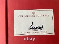 Le Président Trump Signé Main Livre Notre Voyage Ensemble