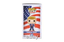 Le président Donald Trump a signé Funko Pop Road to the White House PSA DNA COA RARE