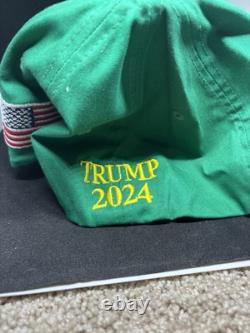 Le président Donald Trump a signé un chapeau Farmers For Trump rare avec certificat d'authenticité JSA.