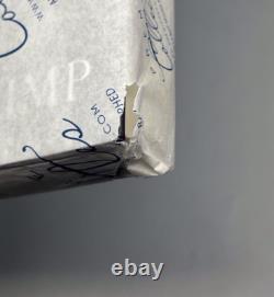 Livre 'America Handicapped' dédicacé par Donald J. Trump, 1ère édition avec certificat d'authenticité #6943