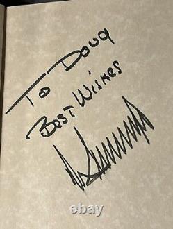 Livre signé autographié par Donald Trump avec certification BAS Beckett