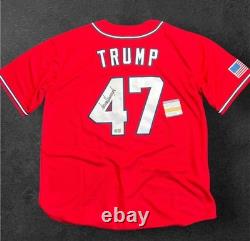 Maillot de baseball dédicacé #47 de Donald Trump avec le drapeau MAGA, Président avec certificat d'authenticité