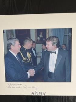 Mat de photo signé du président Ronald Reagan ! Autographe Donald Trump Politique
