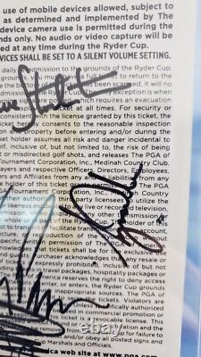 Mémorabilia signée de Donald Trump, autographe de Tiger Woods, billet de la Ryder Cup 2012, PSA