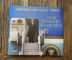 New Ready To Ship Président Donald Trump Notre Voyage Ensemble Livre Signé À La Main