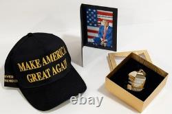 Ornement en or du président Donald Trump, photo officielle signée, casquette MAGA noire NEUVE