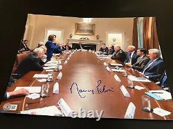 PHOTO 11x14 SIGNÉE DE NANCY PELOSI AVEC DONALD TRUMP BECKETT BAS COA G