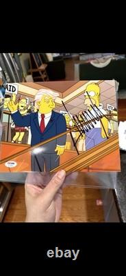 PHOTO DES SIMPSONS SIGNÉE PAR LE PRÉSIDENT DONALD TRUMP 8X10 Avec Rare PSA/DNA COA