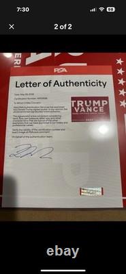 Panneau de campagne signé par Trump. Authenticité PSA