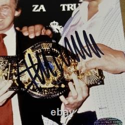 Photo 8x10 signée à la main par Hulk Hogan et Donald Trump avec certificat d'authenticité HOLO