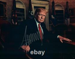 Photo 8x10 signée de Donald Trump + certificat d'authenticité