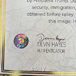 Photo authentique signée de Donald Trump avec sa signature MAGA et certificat d'authenticité.