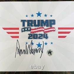 Photo authentique signée de Donald Trump avec sa signature MAGA et certificat d'authenticité.