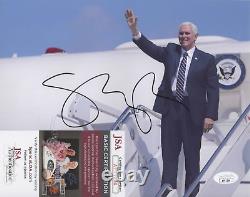 Photo dédicacée de Mike Pence 8x10 avec JSA COA #AP71214 Donald Trump Vice-Président