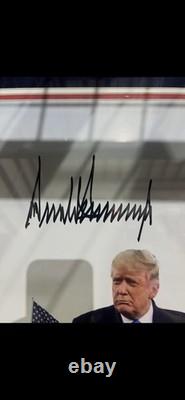 Photo encadrée 20x24 signée et autographiée par le président Donald Trump avec lettre Beckett en BOLD