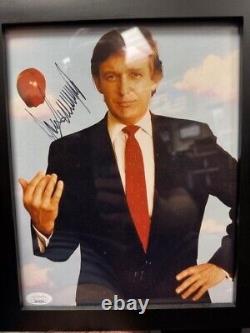 Photo signée 8x10 de Donald J Trump avec signature certifiée JSA et lettre de COA