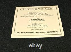Photo signée 8x10 de Donald Trump, Président des États-Unis, avec certificat d'authenticité - Combat