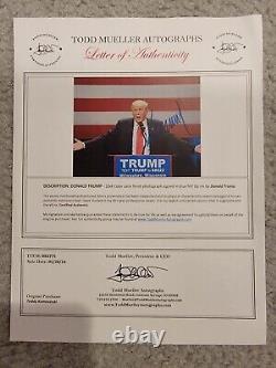 Photo signée 8x10 de Donald Trump avec lettre d'authenticité