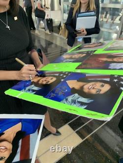 Photo signée 8x10 de Nikki Haley avec preuve photo Ambassadrice de l'ONU Donald Trump JSA CERT