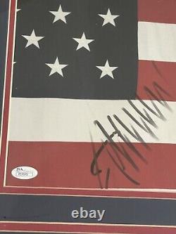 Photo signée de Donald Trump 11 x 14, JSA, encadrée sur mesure