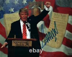 Photo signée de Donald Trump 8x10 + certificat d'authenticité