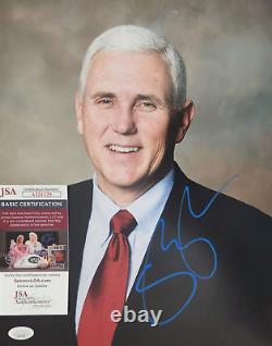 Photo signée de Mike Pence en format 11x14 avec JSA COA #AI24129 Donald Trump Vice-président