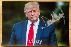 Photographie signée RARE de Donald Trump + COA Président des États-Unis