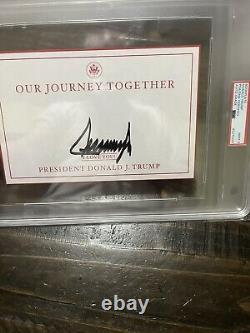 Plaque de livre de première édition signée par Donald Trump avec certification PSA 9 Grade Auto Signé