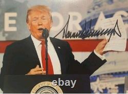 Président DONALD TRUMP Signature Autographe 8x10 pouces Authentique avec Certificat COA