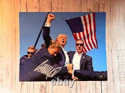 Président DONALD TRUMP Signature originale authentique 8x10 avec certificat COA