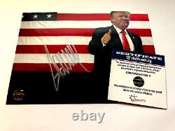 Président DONALD TRUMP a signé un autographe original authentique de 7x5 pouces avec un certificat d'authenticité