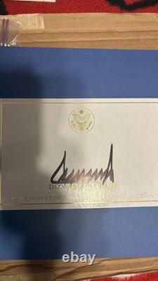 Président Donald J. Trump Nouveau livre relié signé SAVE AMERICA, tout neuf, vente du dimanche