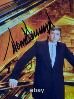 Président Donald Trump Jeune Tour Auto Autographe 8.5x11 Signé à la main avec COA