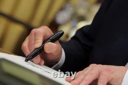 Président Donald Trump Réplique du stylo marqueur Sharpie signataire de la loi de la Maison-Blanche