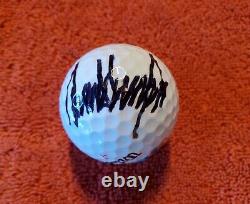 Président Donald Trump Signé À La Main Autographié Golf Ball Lifetime Coa