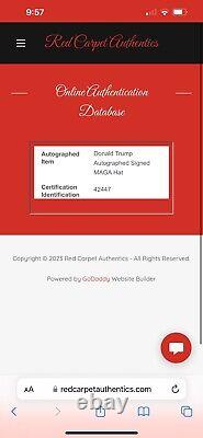 Président Donald Trump a signé un chapeau autographe avec un certificat d'authenticité Make America Great Again Maga